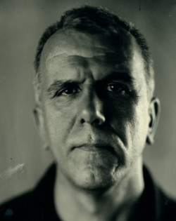 Portret: Robert Perišić