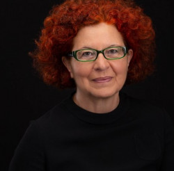Portret: Nela Malečkar