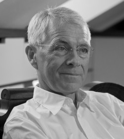 Portret: László Földényi