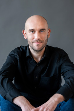Portret: Davorin Lenko