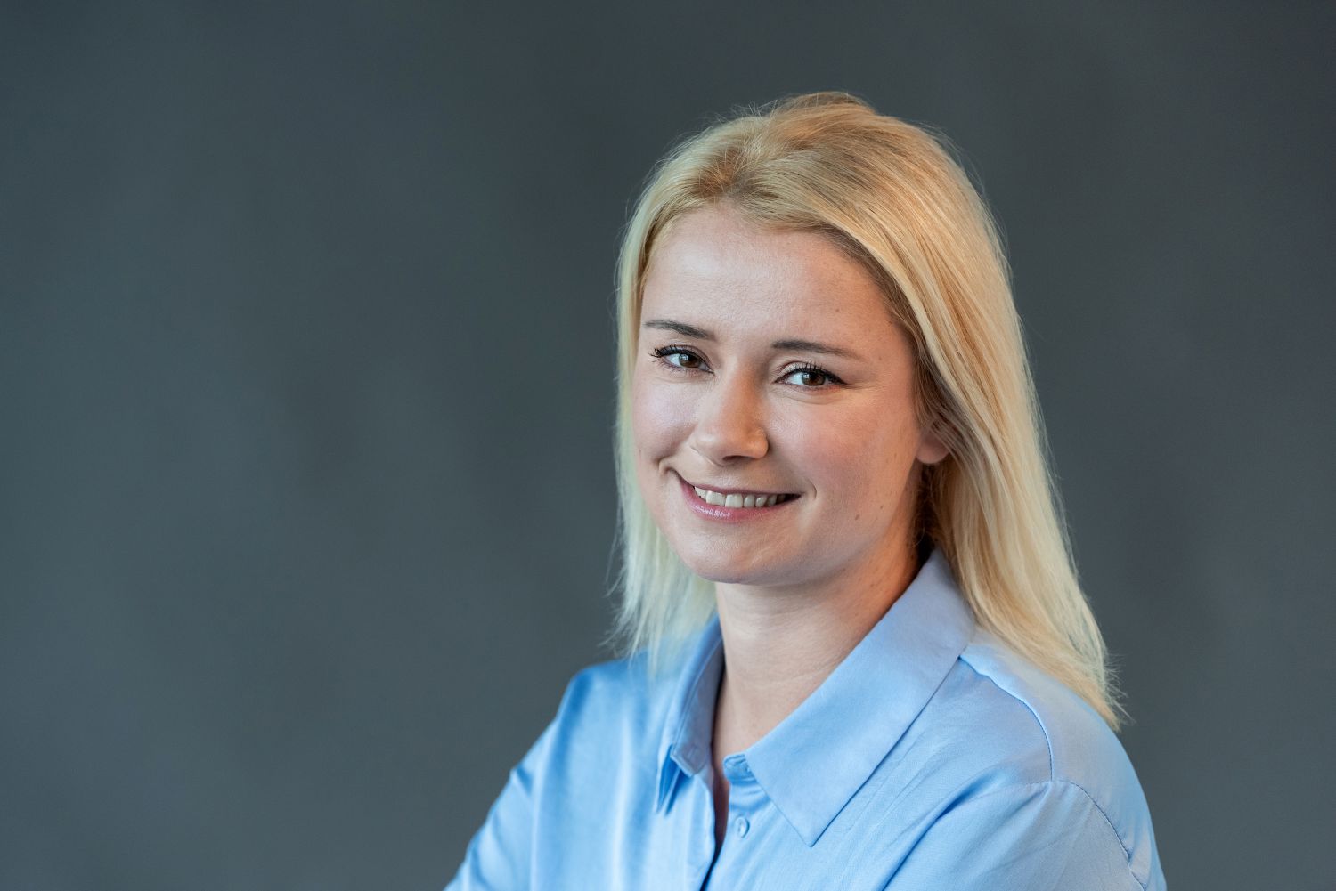 Portret: Lena Kregelj