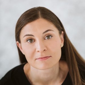 Portret: Alma Čaušević Klemenčič