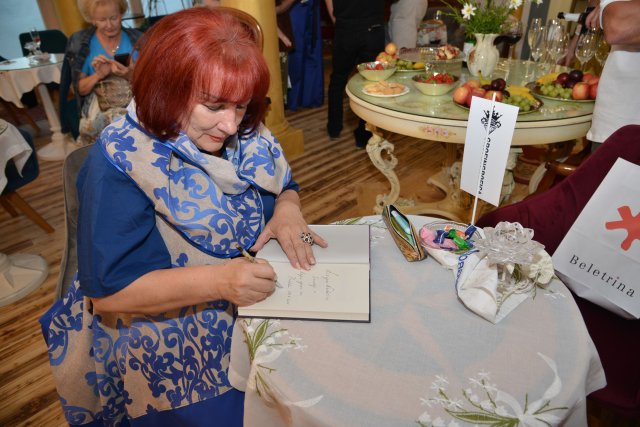 Naslovnica: Vlasta Nussdorfer med najvplivnejšimi pravniki že štirinajstič